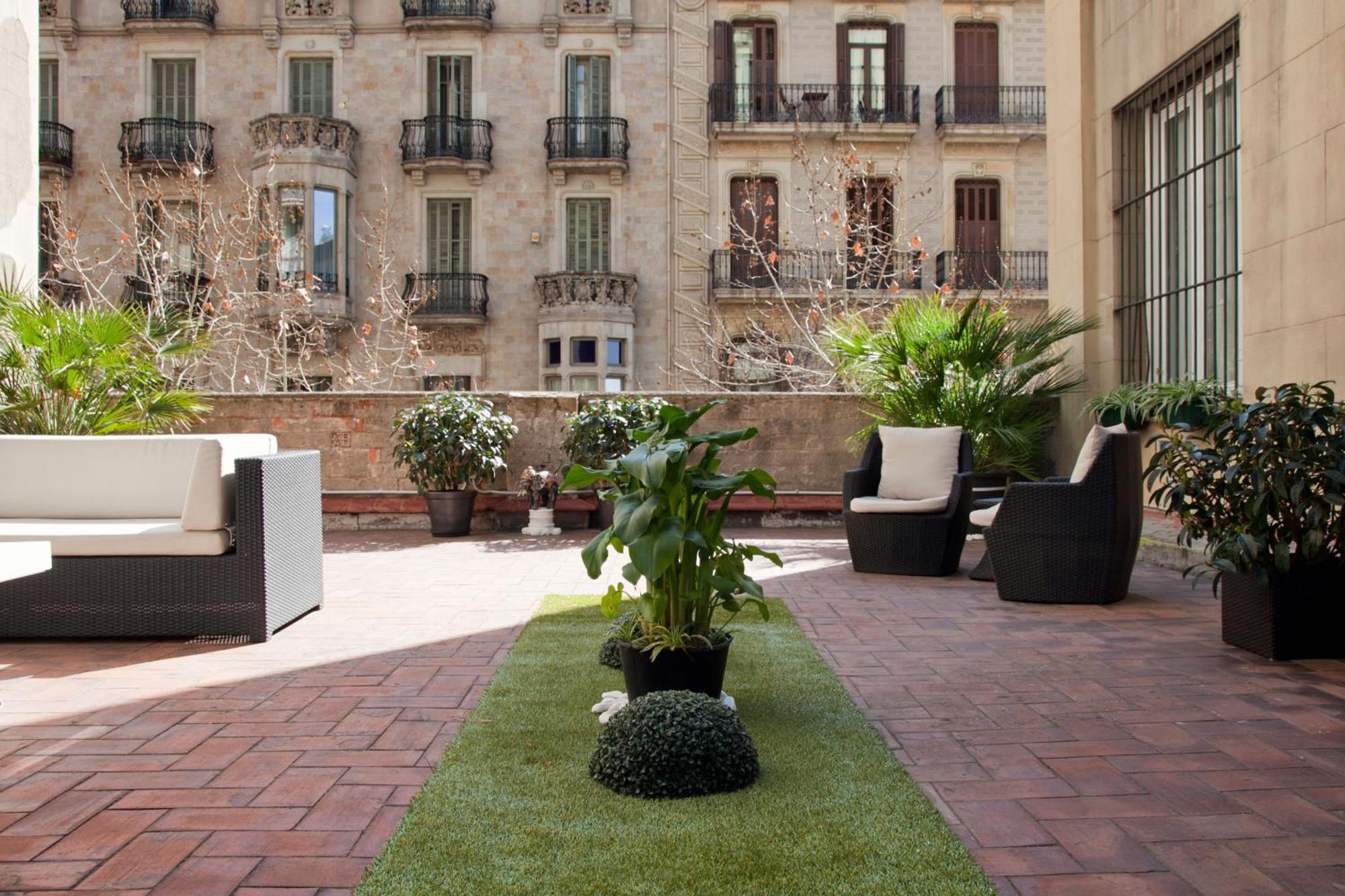 Hostal Boutique Khronos Barcelona Exterior photo