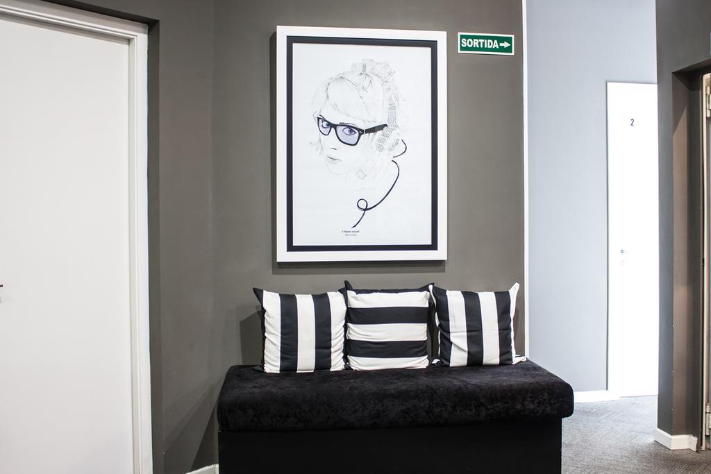 Hostal Boutique Khronos Barcelona Exterior photo