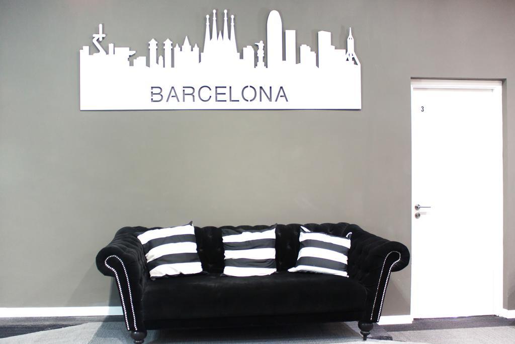 Hostal Boutique Khronos Barcelona Exterior photo
